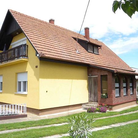 Apartment Balatonbereny 4 外观 照片