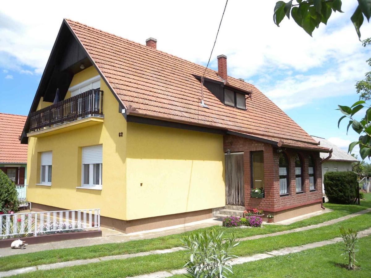 Apartment Balatonbereny 4 外观 照片