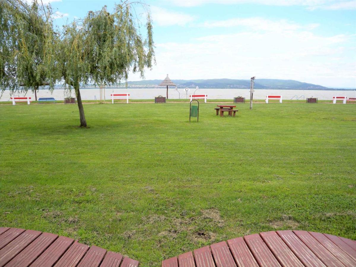 Apartment Balatonbereny 4 外观 照片
