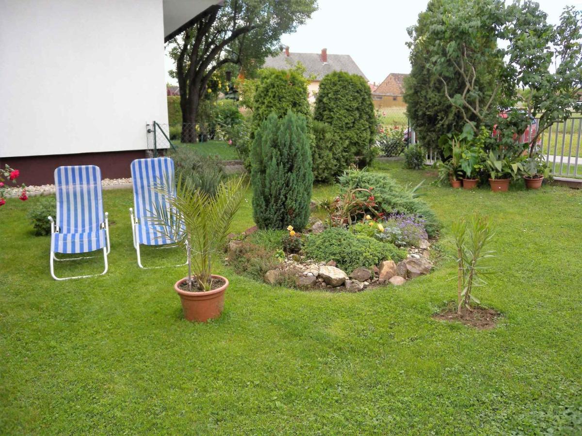 Apartment Balatonbereny 4 外观 照片