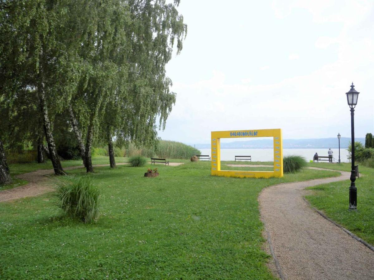 Apartment Balatonbereny 4 外观 照片